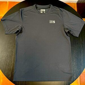 Mountain Hardware Men’s T-shirt Polyester Moisture Wicking Medium Dark Grey